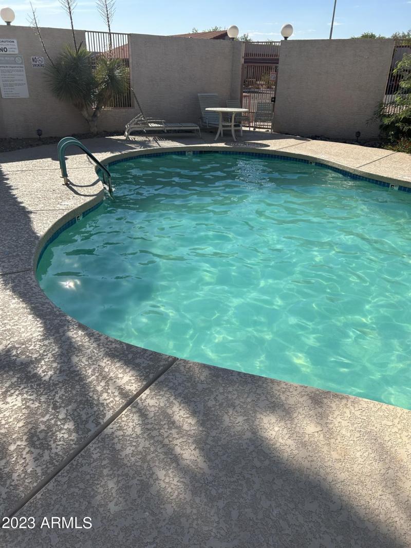 7236F688-95B2-4480-8949-E9ED6441BAAE