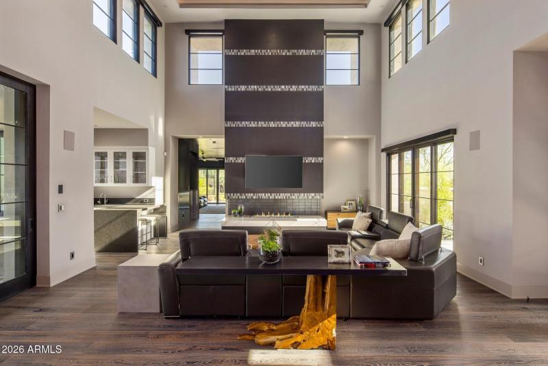 010_Living Room Feature Wall