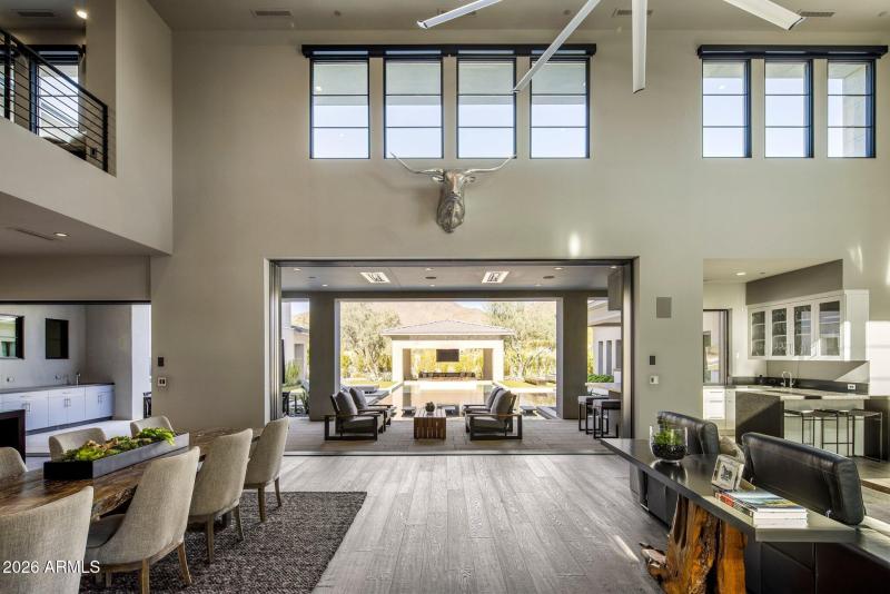 013_Living Dining to Pool