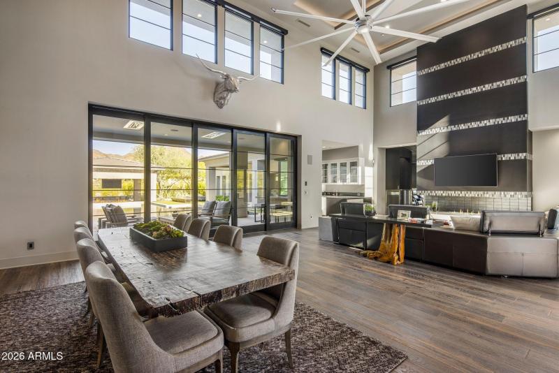 019_Dining to Living Room