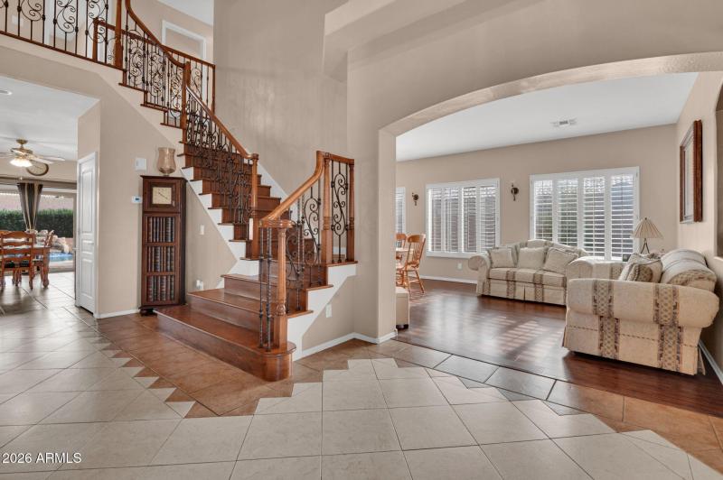 5-web-or-mls-5382 W Kaler-5