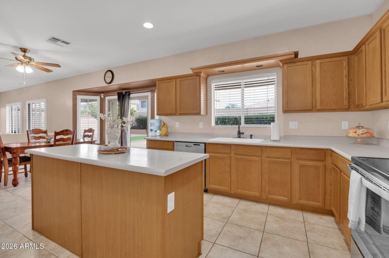 12-web-or-mls-5382 W Kaler-12