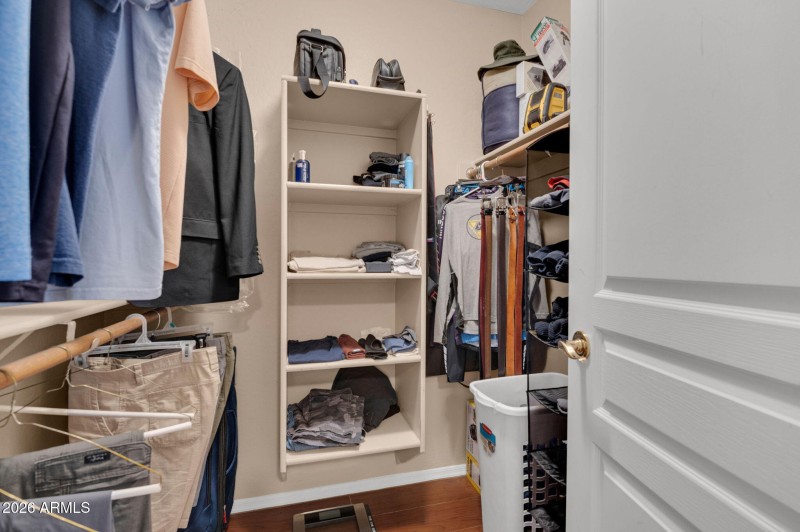 His and Hers Walk in Closets