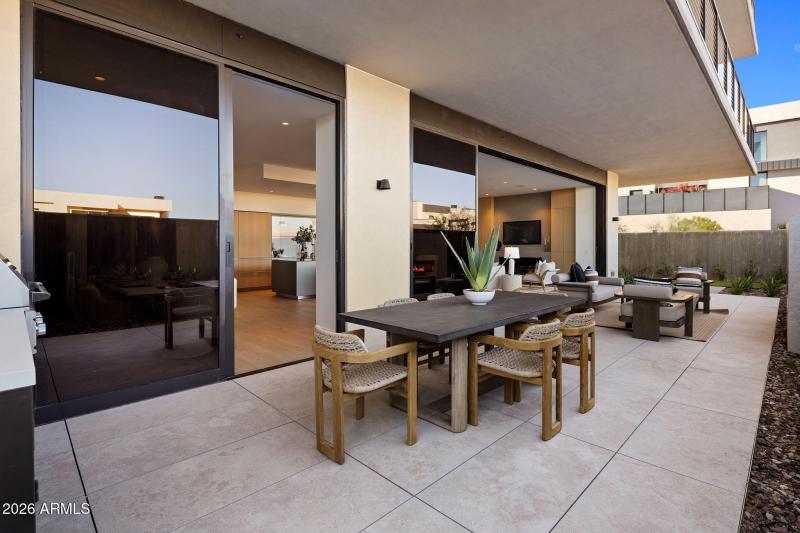 4849 N CAMELBACK RIDGE DR B108