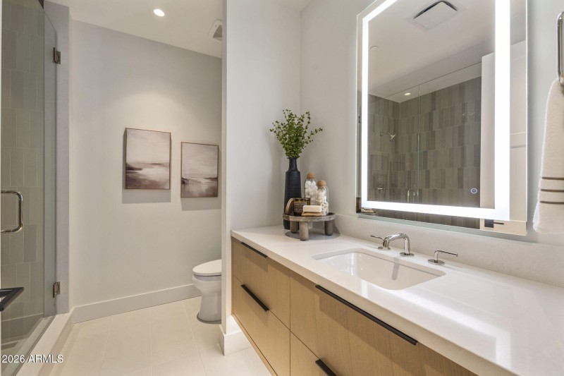 4849 N CAMELBACK RIDGE DR B108