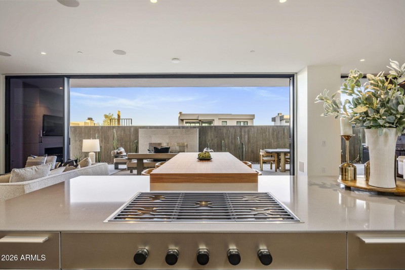 4849 N CAMELBACK RIDGE DR B108