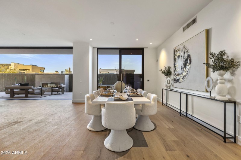 4849 N CAMELBACK RIDGE DR B108