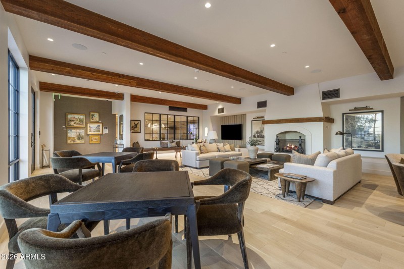 4849 N CAMELBACK RIDGE DR B108