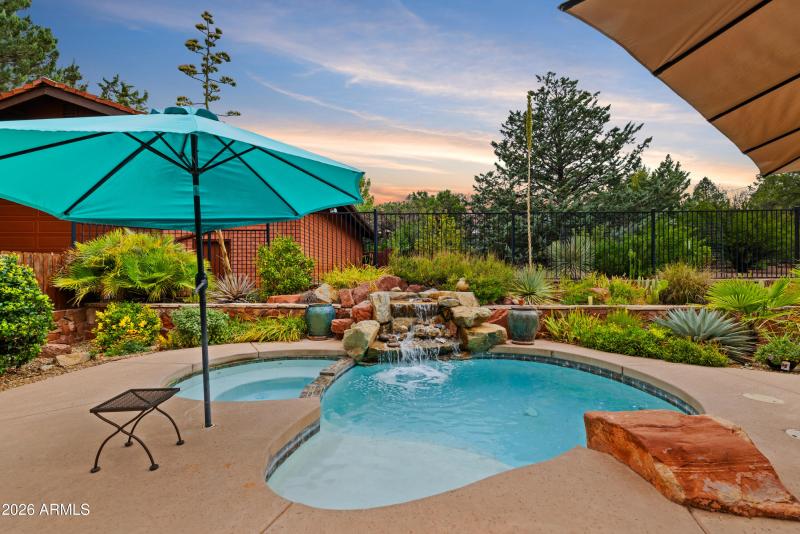 285 Navajo Trail - Private Pool & Spa