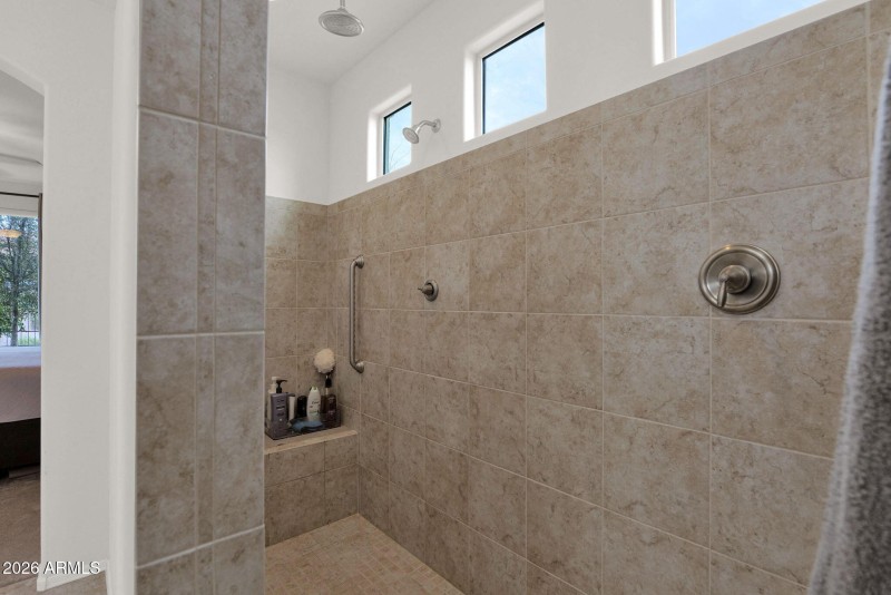 22-web-or-mls-P1460140