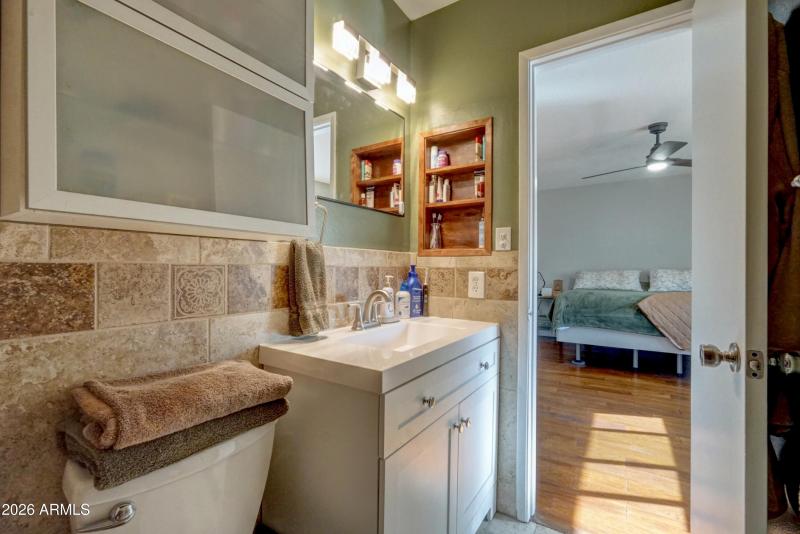 35 - PRIMARY BATHROOM