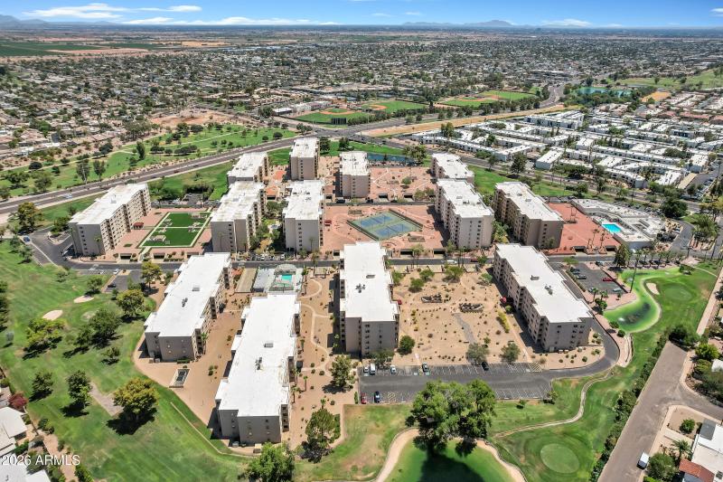 7930 E Camelback Rd unit 106-21