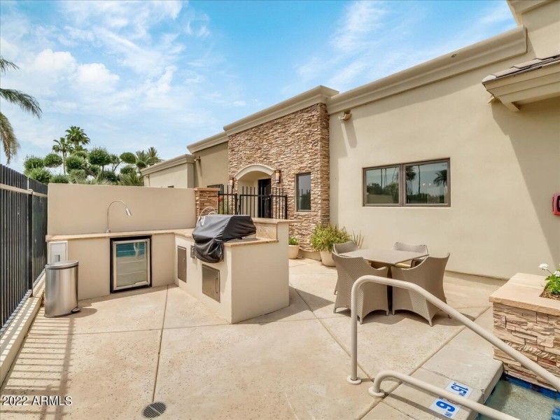 37-6000 East Camelback Road Unit7707-37