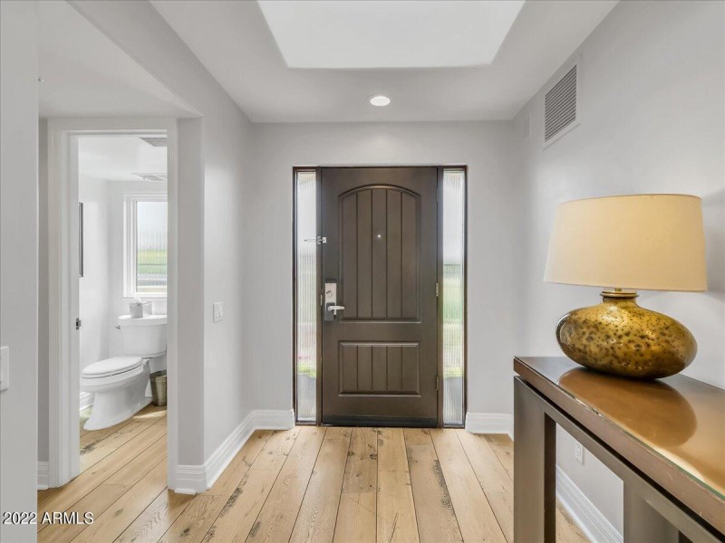 04-6000 East Camelback Road Unit7707-4