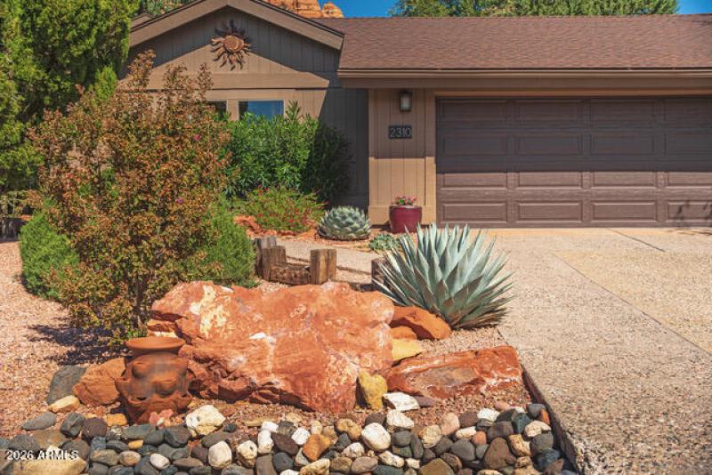 1 FRONT LANDSCAPE (1)