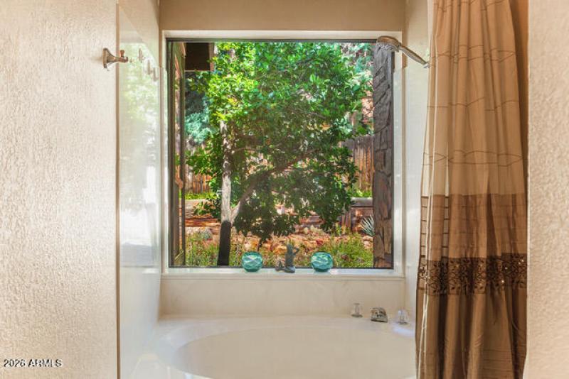 6 MAIN BATH VIEW (2)