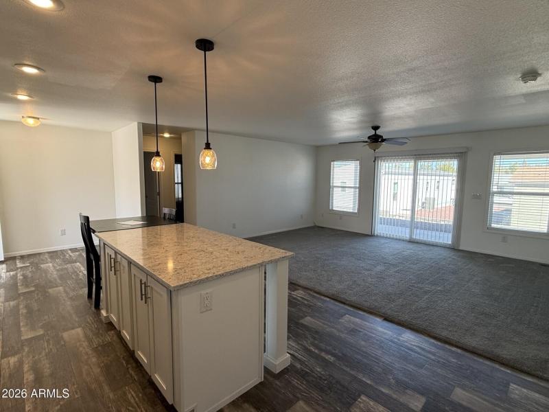 bf915065-016e-4a57-993d-949e8c021763