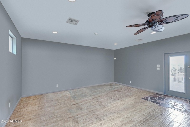 Office Pictures - Vacant #2