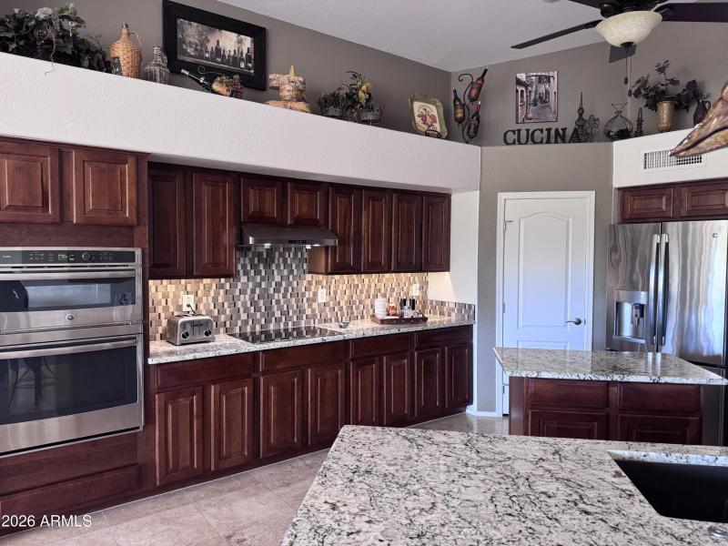 17) 67286-697d3a0beffc1