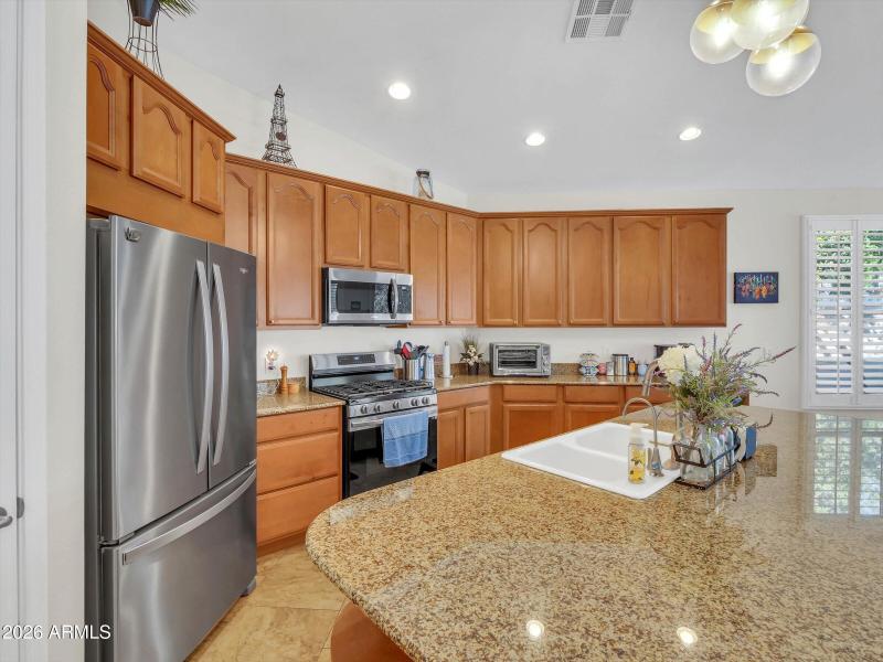 Large Island with Granite Countertops