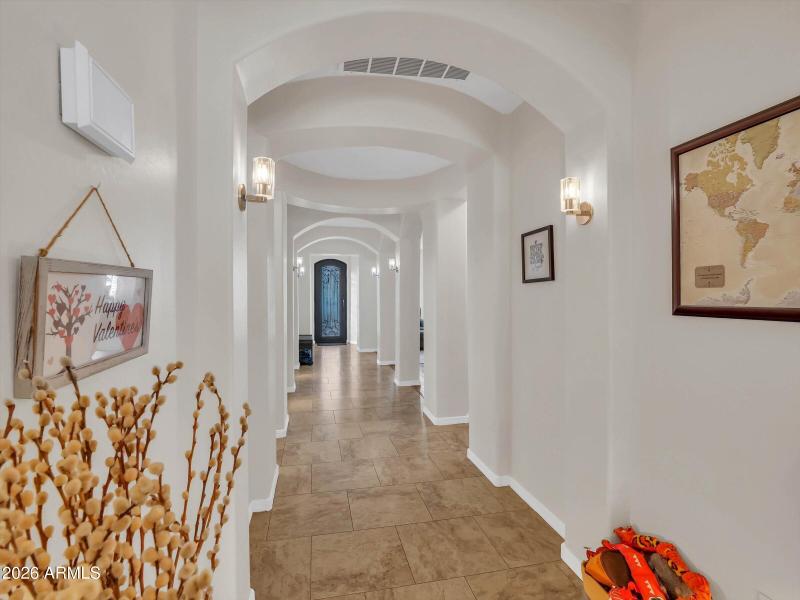 36-2264 E Dessert Broom Pl-36