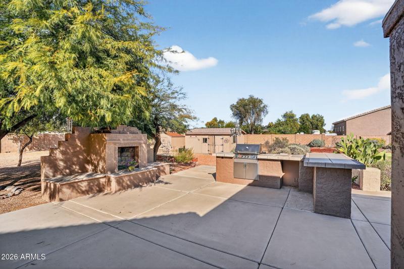 Built-In BBQ Entertaining Area