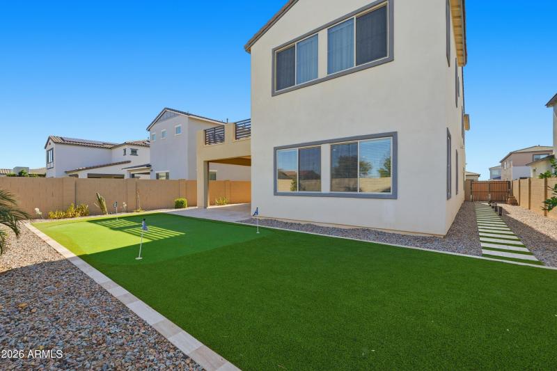 Backyard to side yard