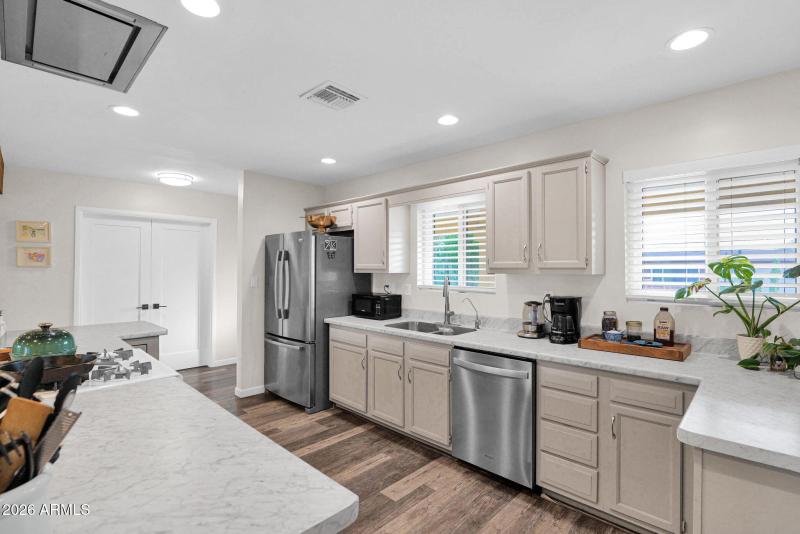 9-web-or-mls-P1460752