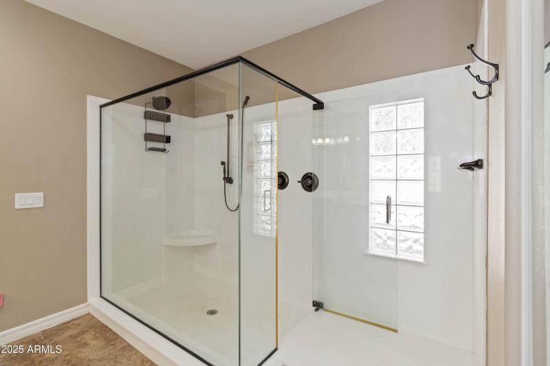 pic31-primary shower