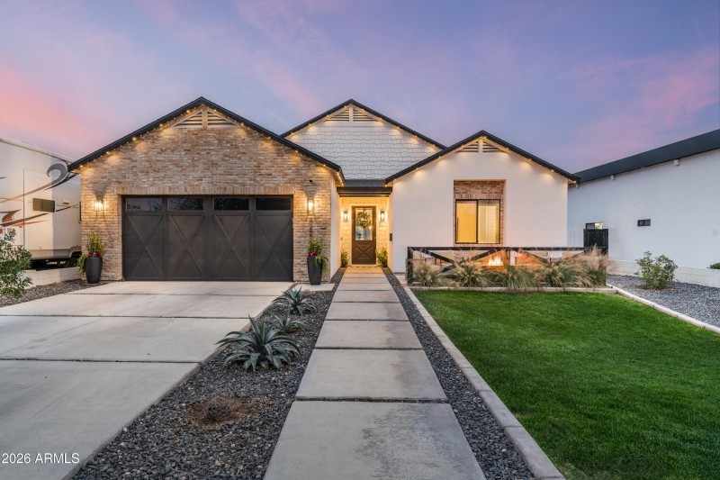 06-4223 N 41st Pl (6 of 64)