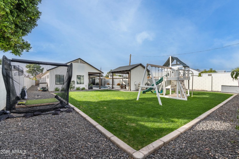 54-4223 N 41st Pl (58 of 64)