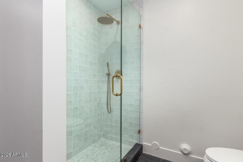 20250228132643108084000000-o