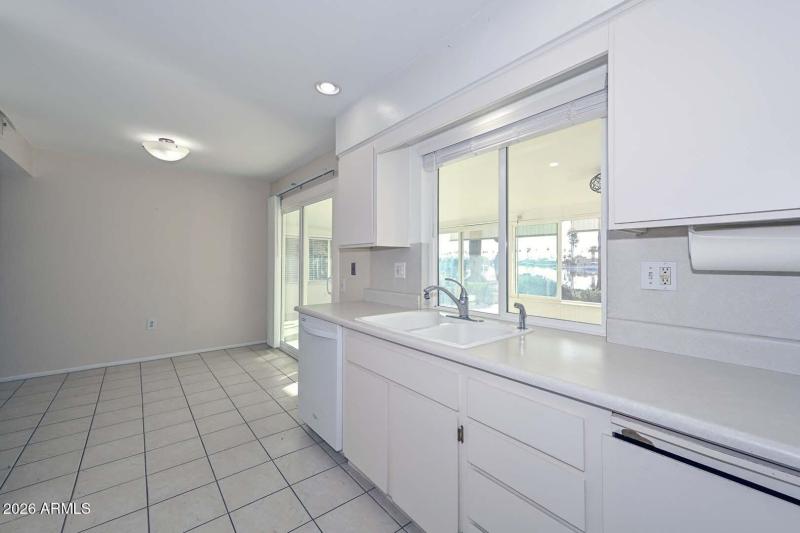 Kitchen-Breakfast Room