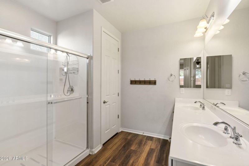 18-web-or-mls-_DSC4007