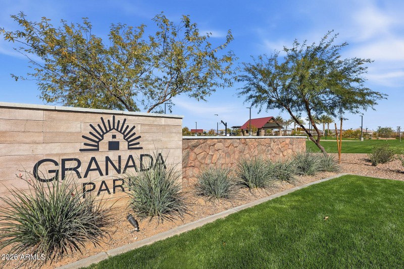 PHX_BVF_Amenity_Park Monument 2