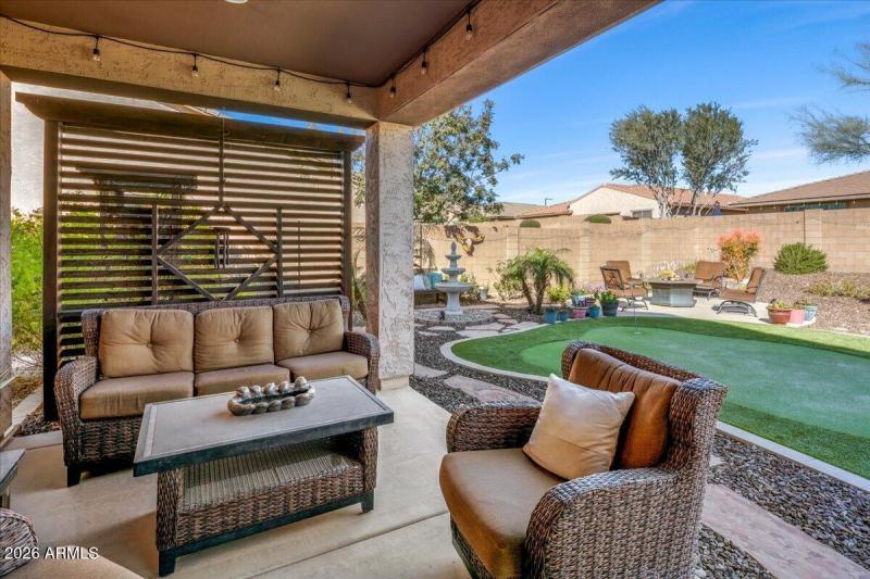 44-Outdoor Living Area