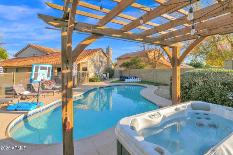 48-web-or-mls-P1482110