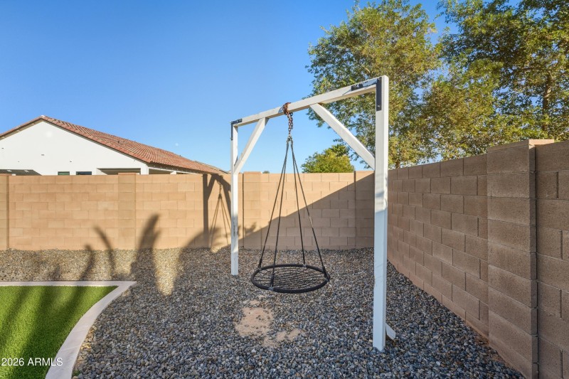 Built-In Swing