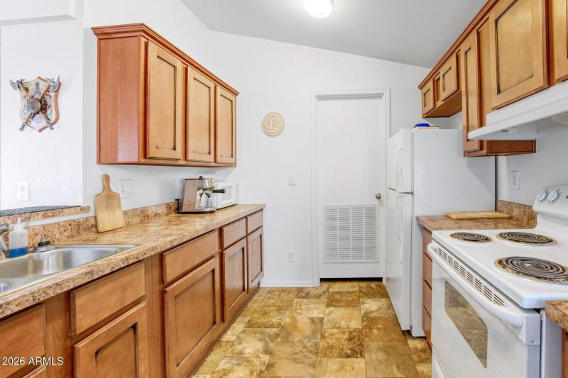 1250 North Fort Grant Road-082103