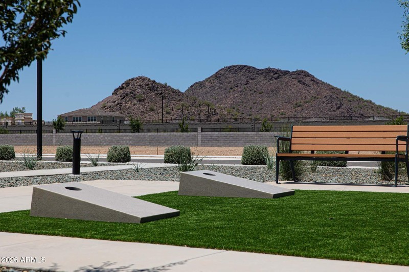 PHX_Miravida_Amenity_Cornhole2