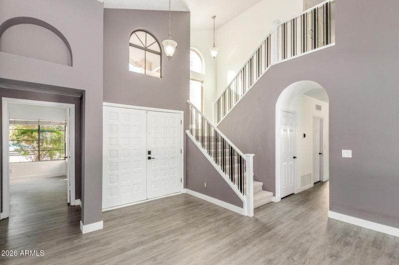 13077 N. 99th Pl. - Entry