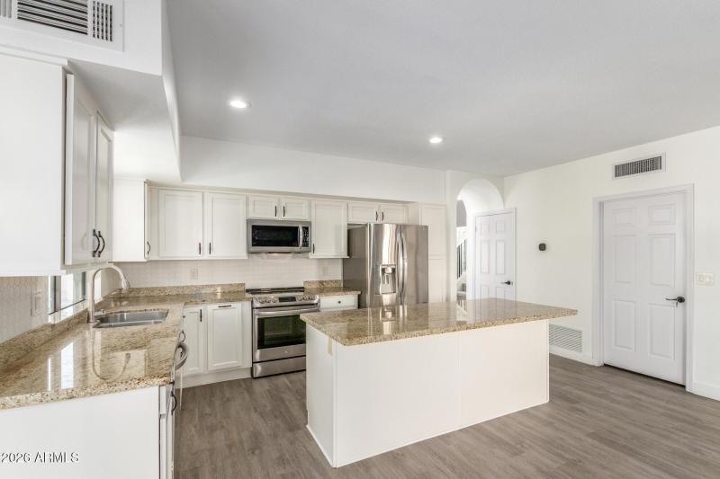 13077 N. 99th Pl. - Kitchen 4