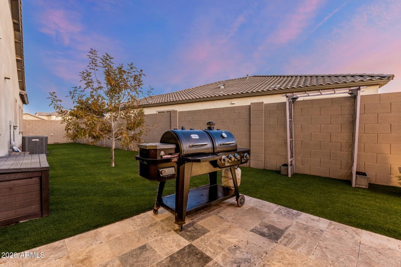 Back8_Side_Rendering