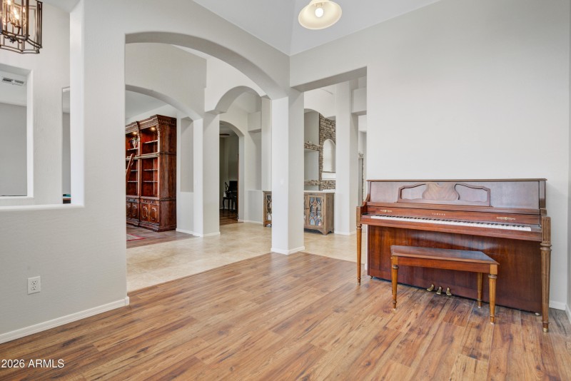 Formal Dining Room (1)