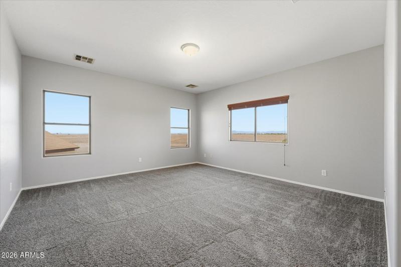 20-020-primary-bedroom