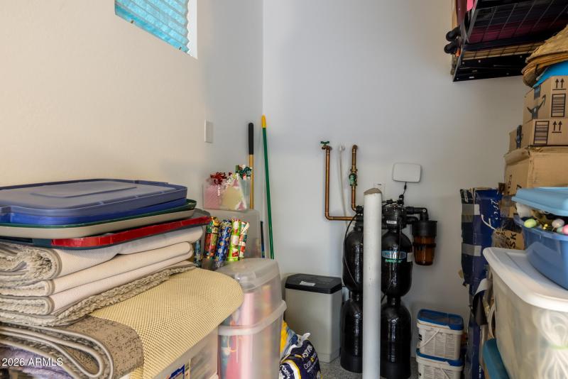 31) WATER FILTRATION SYSTEM