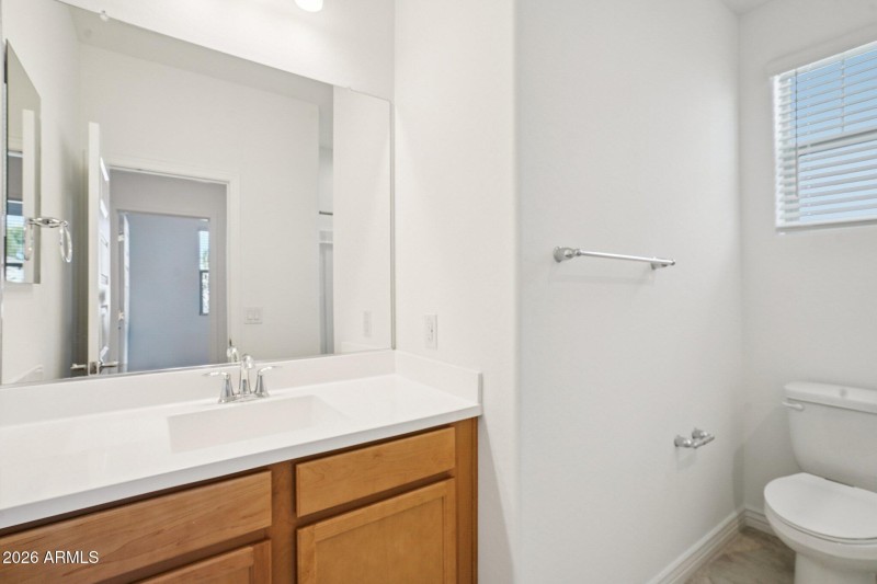 16-web-or-mls-W Vale Dr-S0502-016