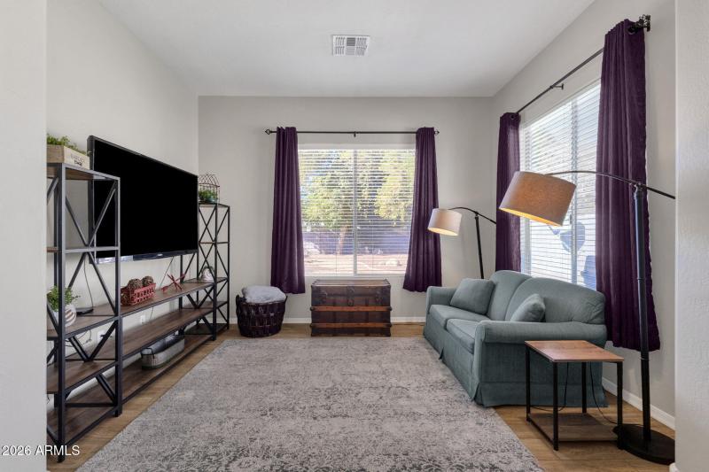 25-web-or-mls-5610-n-lyle-ct