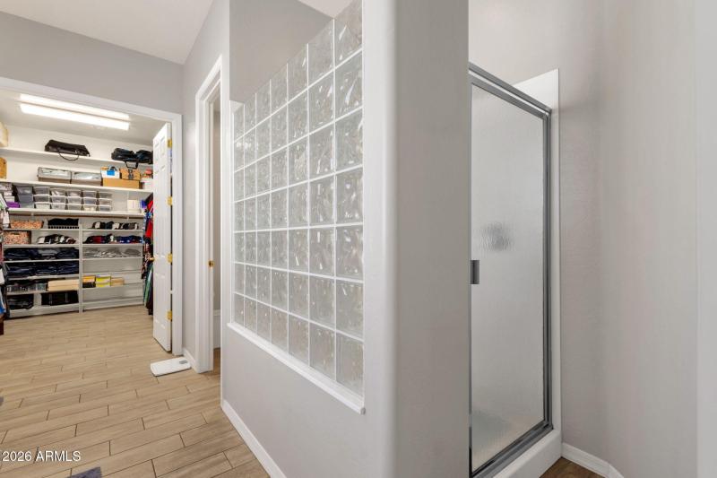 27-web-or-mls-5610-n-lyle-ct