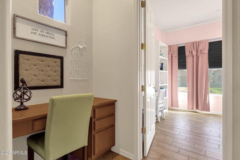 33-web-or-mls-5610-n-lyle-ct